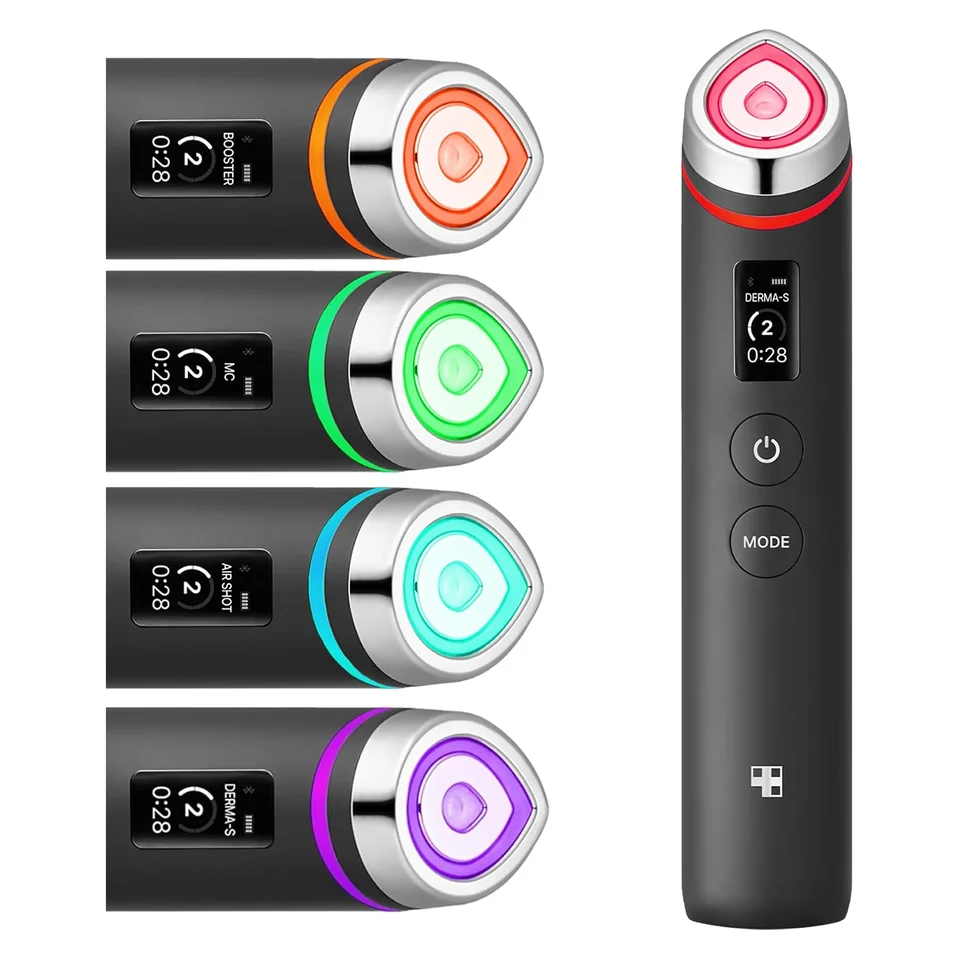 Medicube AGE-R Booster Pro noir avec affichage LCD et quatre modes LED